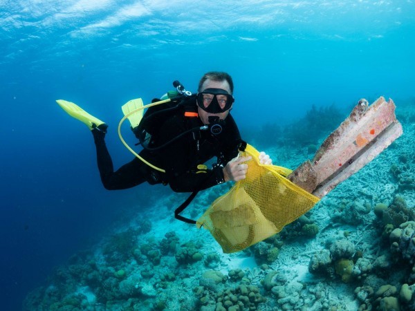 Buceo Especialidad Project AWARE